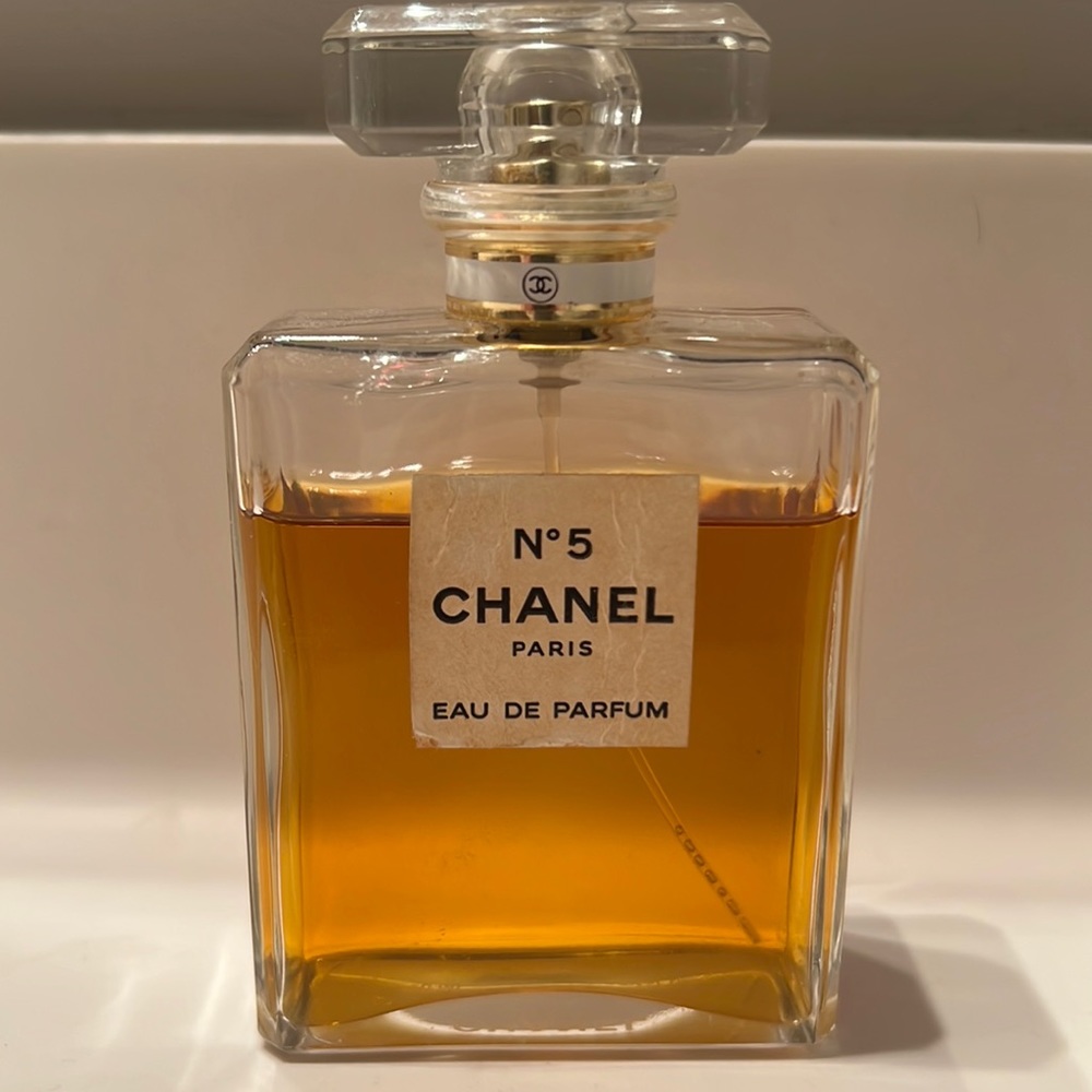 Chanel No 5 Paris Eau de Parfum 3.4 ounces USED